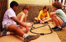 Imagem Meninos de Kichute